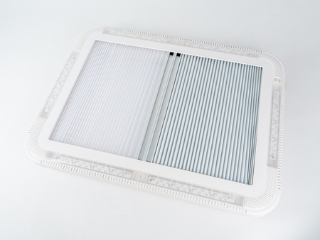Okap dachowy 45x40cm z wymuszoną wentylacją LED 8,3kg