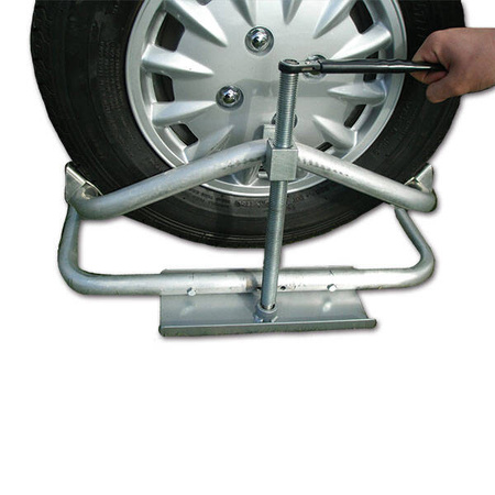 Caravan wheel lifts