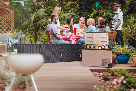 Przenośny panel fotowoltaiczny Yolco ZS200W USB-A, USB-C 2387 x 565 mm