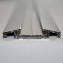 Listwa maskująca aluminiowa 5 metrów – do krawędzi płyt