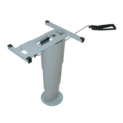 Single-Post Lifting Tables Primero Comfort