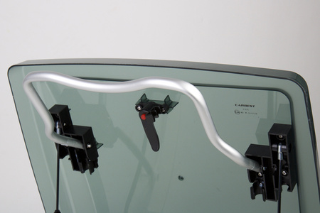 Aerodynamiczny okap dachowy z roletą zaciemniającą i moskitierą - 40 x 40 cm