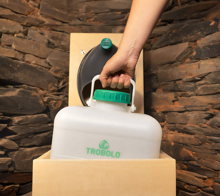 TROBOLO TeraBlœm
with wooden seat