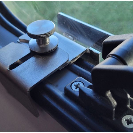 Zabezpieczenie okien Polyvision Aero Secure Camper rozmiar M