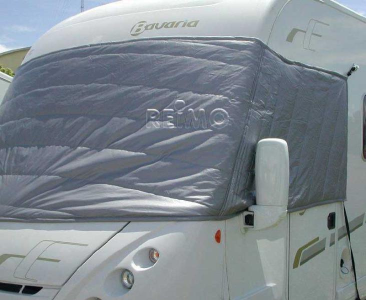 Thermal insulation for the cab windows of Carthago C-Line from 2012