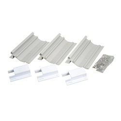 Fiamma Kit Caravan Fixing Bar - zestaw 3 płytek adapterowych 20 cm do markizy