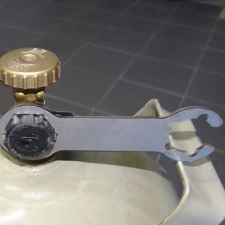 Elefant Tool for Gas Regulator