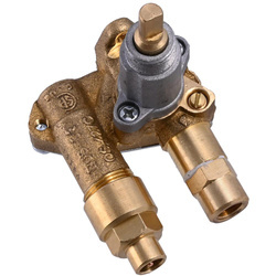 Kurek gazowy, kątowy do kombinacji Dometic z nasadką palnika ø 6,3 cm, nowy