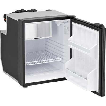 Indel B Cruise CR65 – a large built-in compressor refrigerator for campers