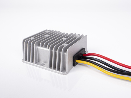 Przetwornica napięcia z 12V na 24V