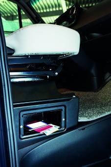 Console safe Sprinter with box W 200 x H 95 x D 135 mm
