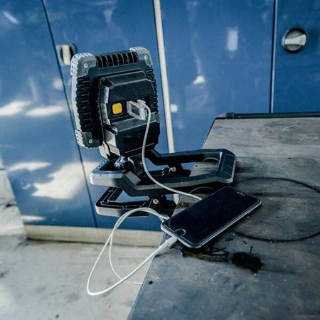 Mobilny reflektor LED powerbank Brennenstuhl 950lm 10W