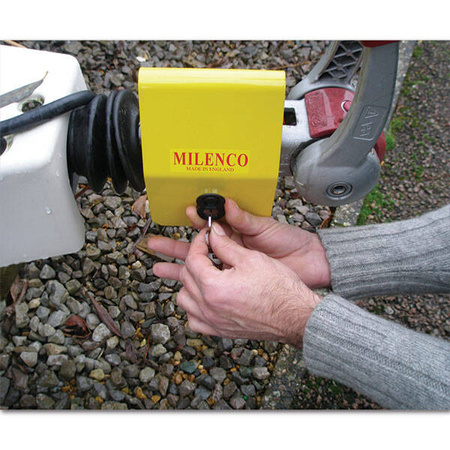 Lightweight anti-theft device for AKS 3004 joint