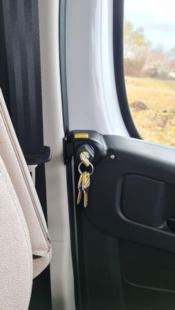 Pakiet Bezpieczeństwa Van Fiat Ducato i podobne modele od 09/2021 - Czarny